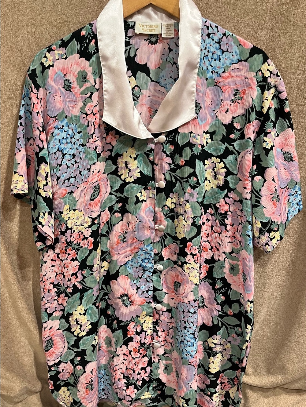 Victoria’s Secret Vintage Gold Label Black Pink Floral Button-Up Nightgown